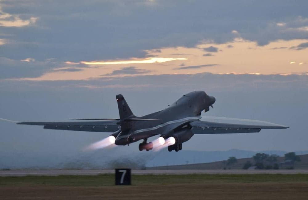 B-1B Bombers Return to US from UK
