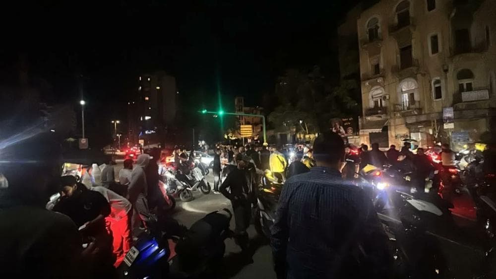 Protest at Dhour El Beidar Hezbollah march in Beirut