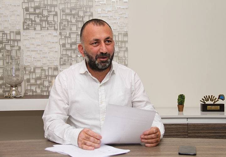 Jafar Hassan struggles with hearing and work addiction