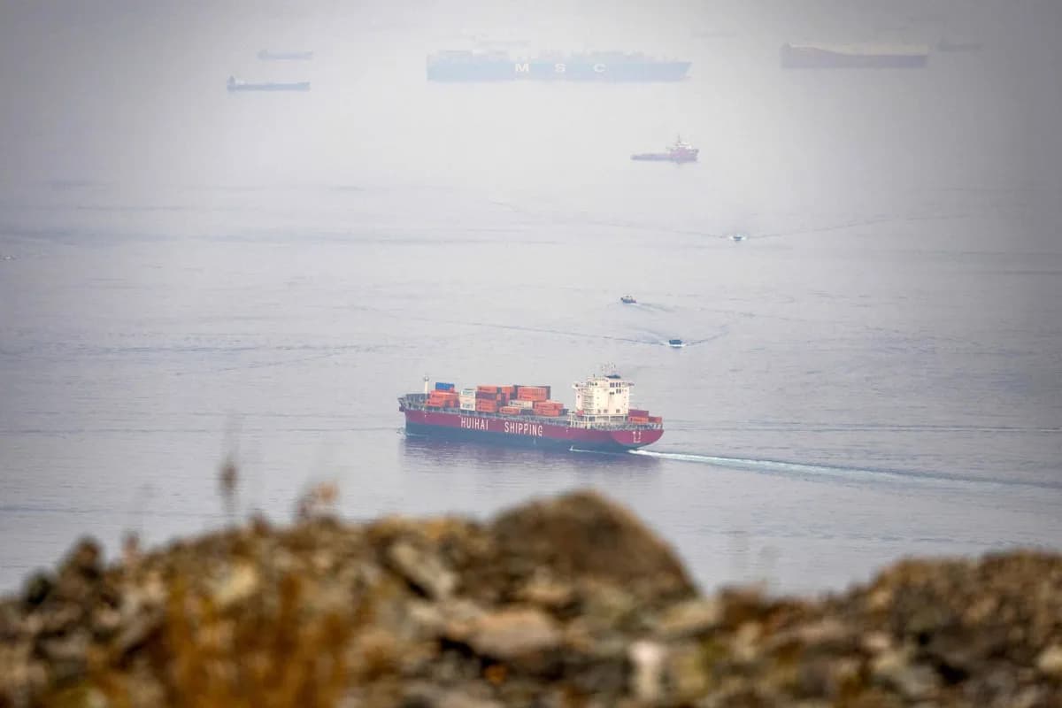 Container ship sinks after mine hit in Strait