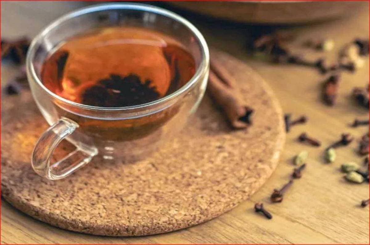 Clove Water: Benefits and Risks