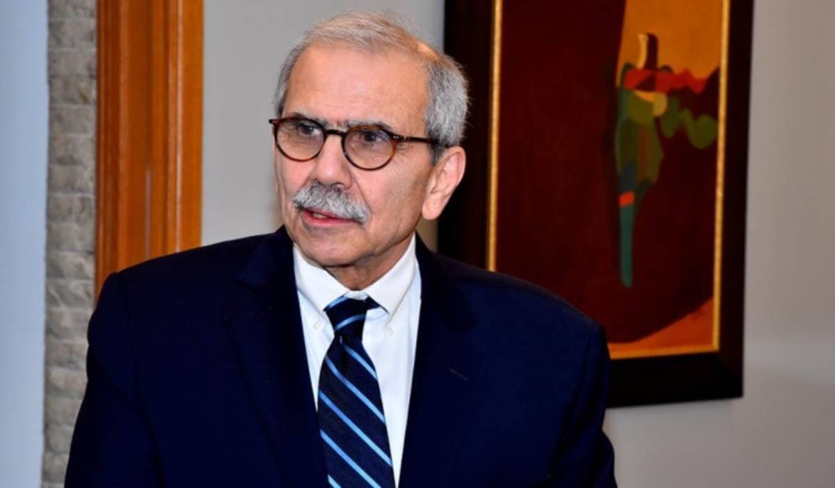 سلام يتلقى التقرير السنوي لمكافحة الفساد