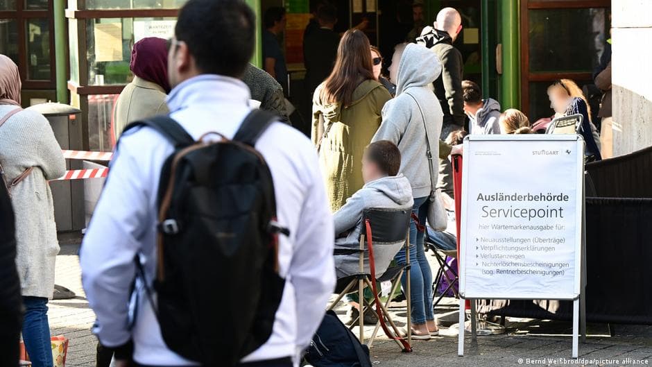 الهجرة إلى ألمانيا: أسباب دفع الكثيرين لاتخاذ قرار الرحيل