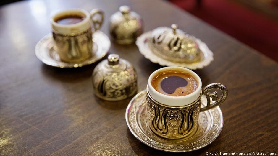 Impact of five cups of coffee on fat and hormones