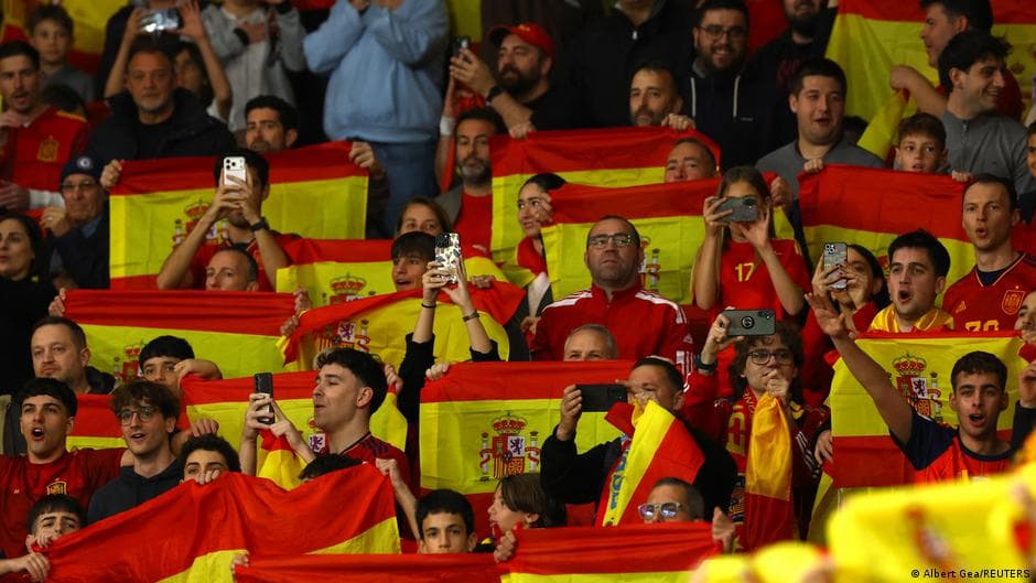فيفا يرفض استئناف إسبانيا في عقوبات هتافات المسلمين