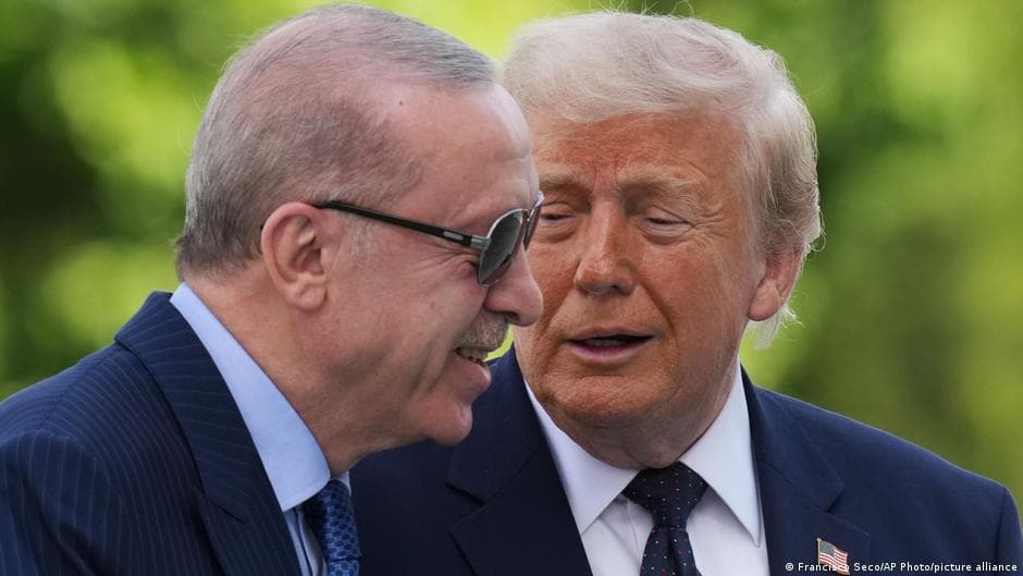 ترامب في أنقرة: مكاسب لأردوغان وسط أزمات حلف الناتو