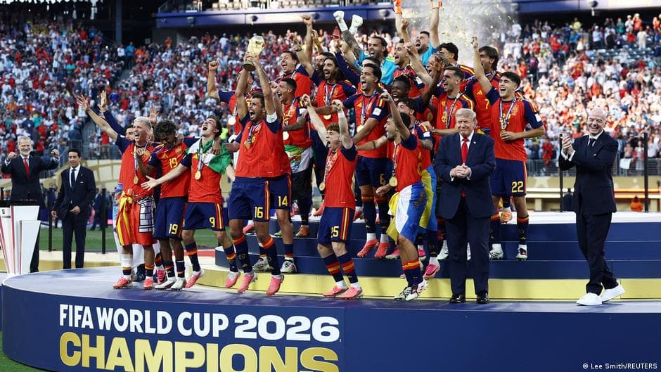 ترامب يسرق جزء من أضواء كأس العالم من الإسبان