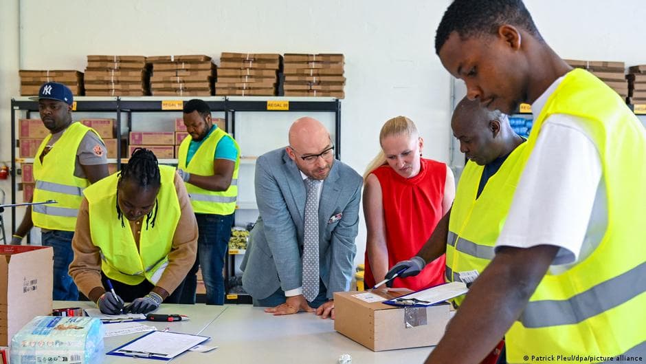 German state offers last chance for asylum seekers