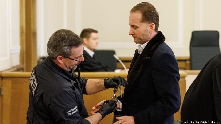 Dubai detains German con artist over wind turbine and airport scams
