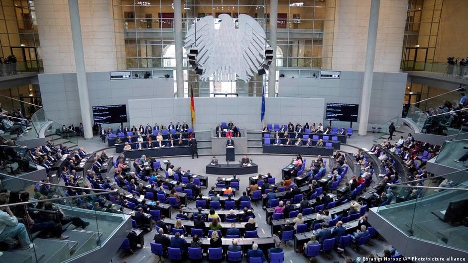 Social media reshaping Germany's politics
