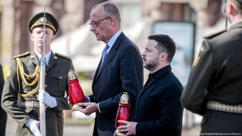Meretz urges Putin to end war