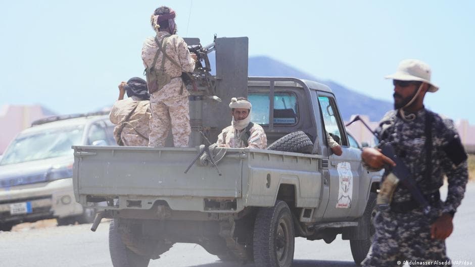 معركة باب المندب: الحوثيون يحافظون على مكاسبهم