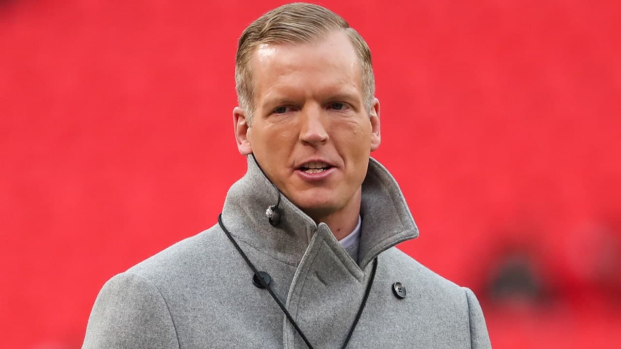 NFL analyst reports Shanahan nearly lost eye in crash