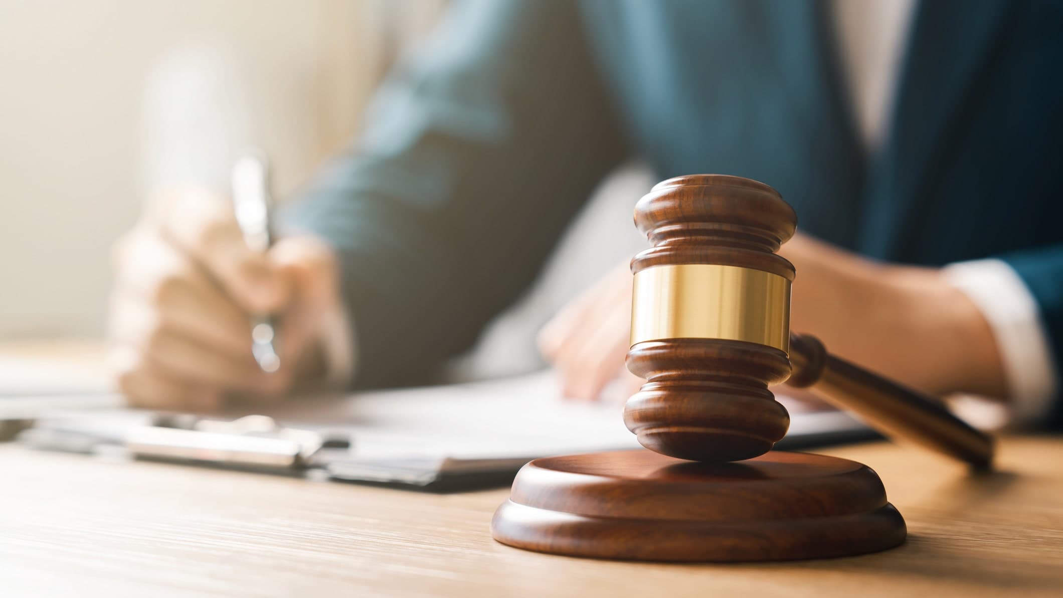 ICE Pursues $500K Fine for Lawyer Over Fake Asylum Claims