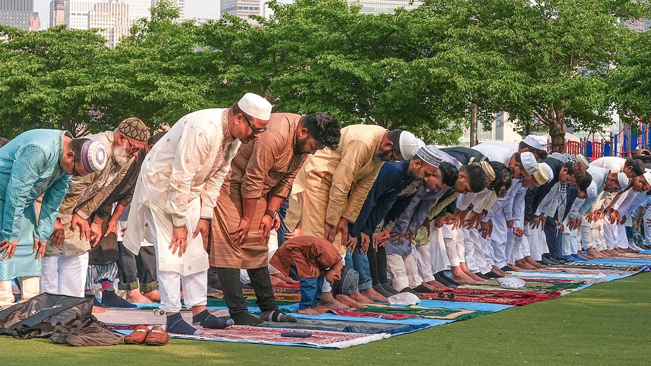 Newsom establishes Eid as California holidays