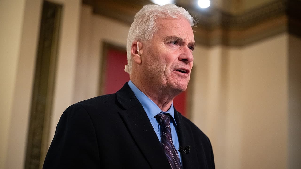 Republican criticizes anti-American candidates for midterms