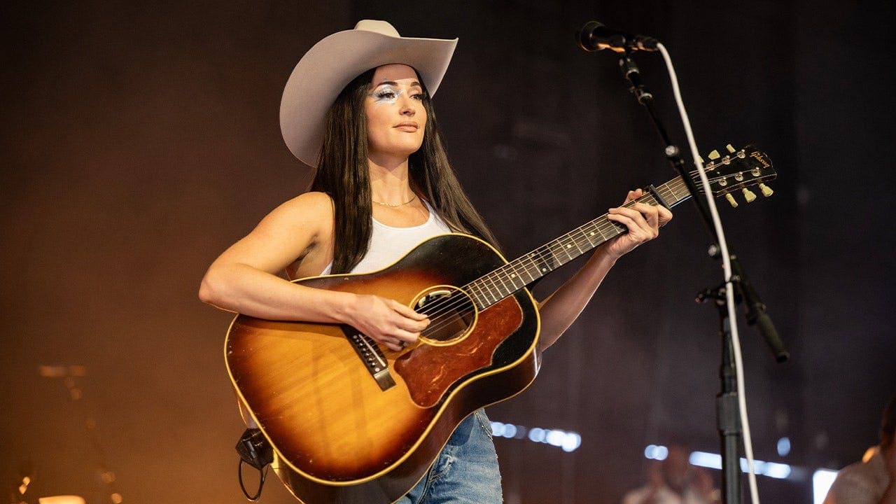 Kacey Musgraves Advocates for Deported Kids