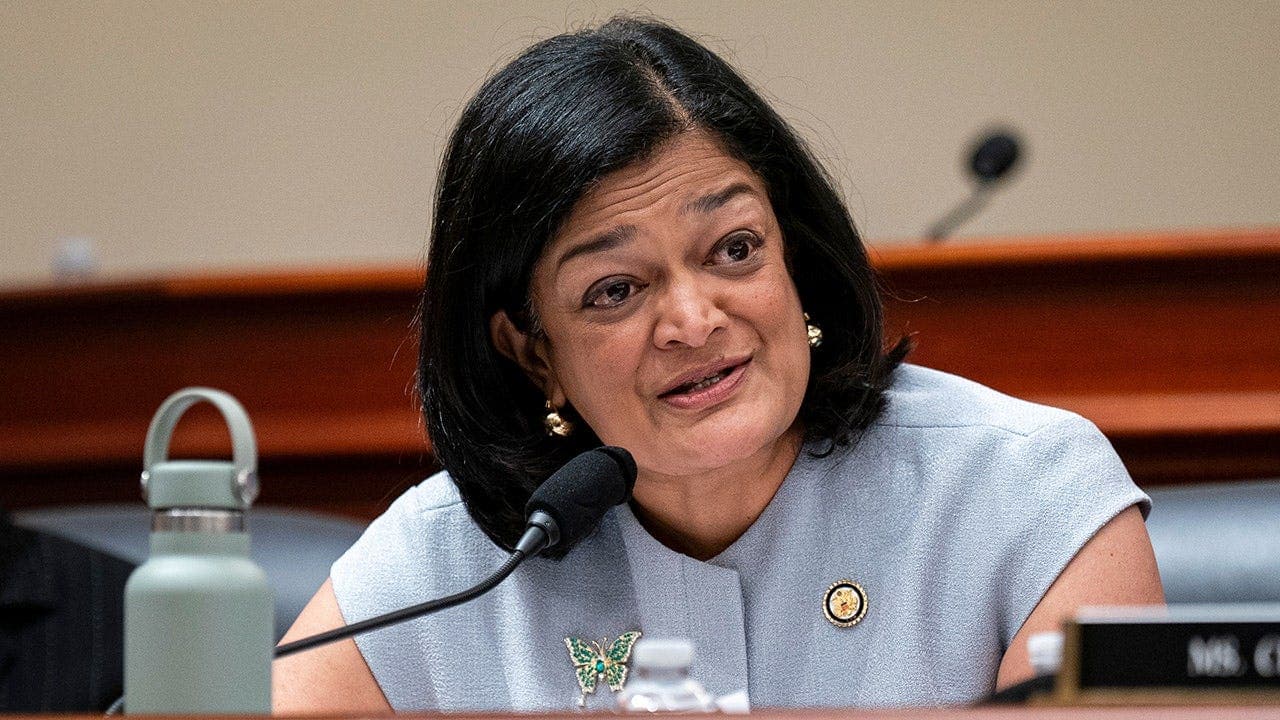 Progressives revive Green New Deal for schools