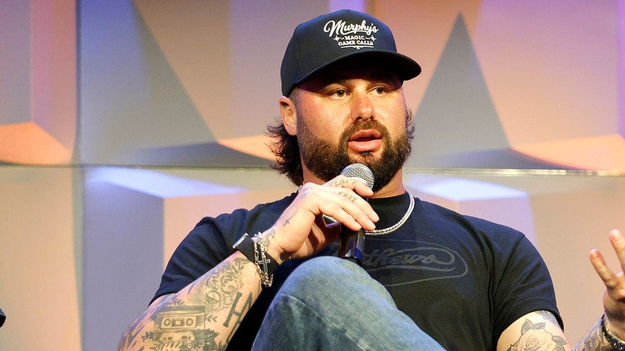 Koe Wetzel's minimal version of When I'm Gone sparks buzz
