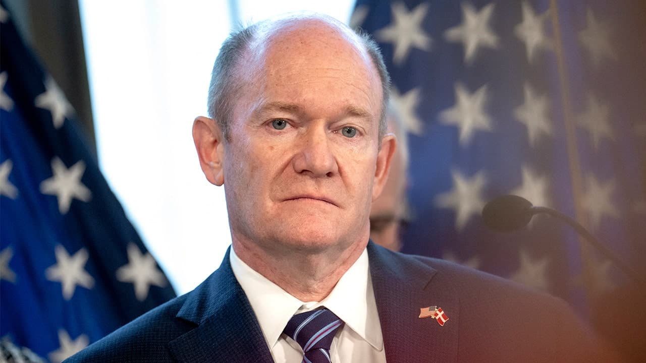 GOP doctor advances in Senate race