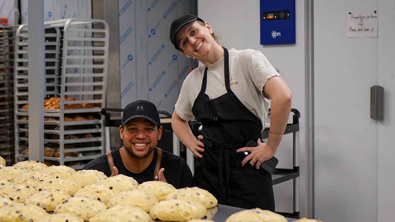 Bakery owner defends business response to critic