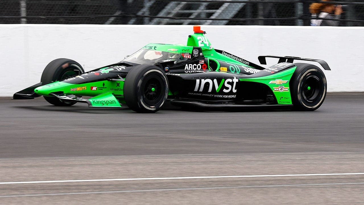 IndyCar teams agree on first charter sale