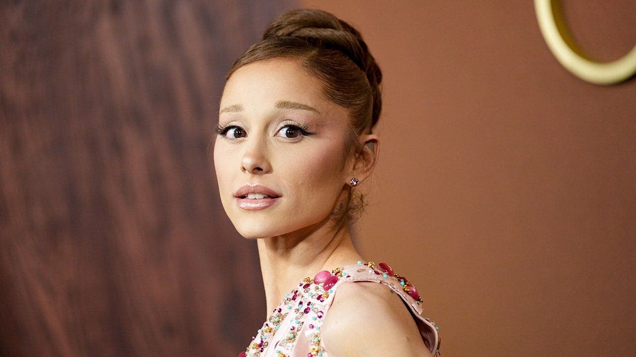 Ariana Grande clarifies break from spotlight