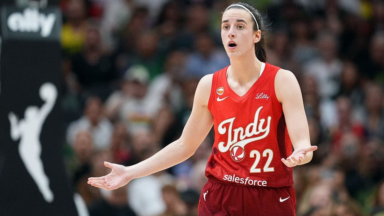 Social media reacts to Clark's MVP snub