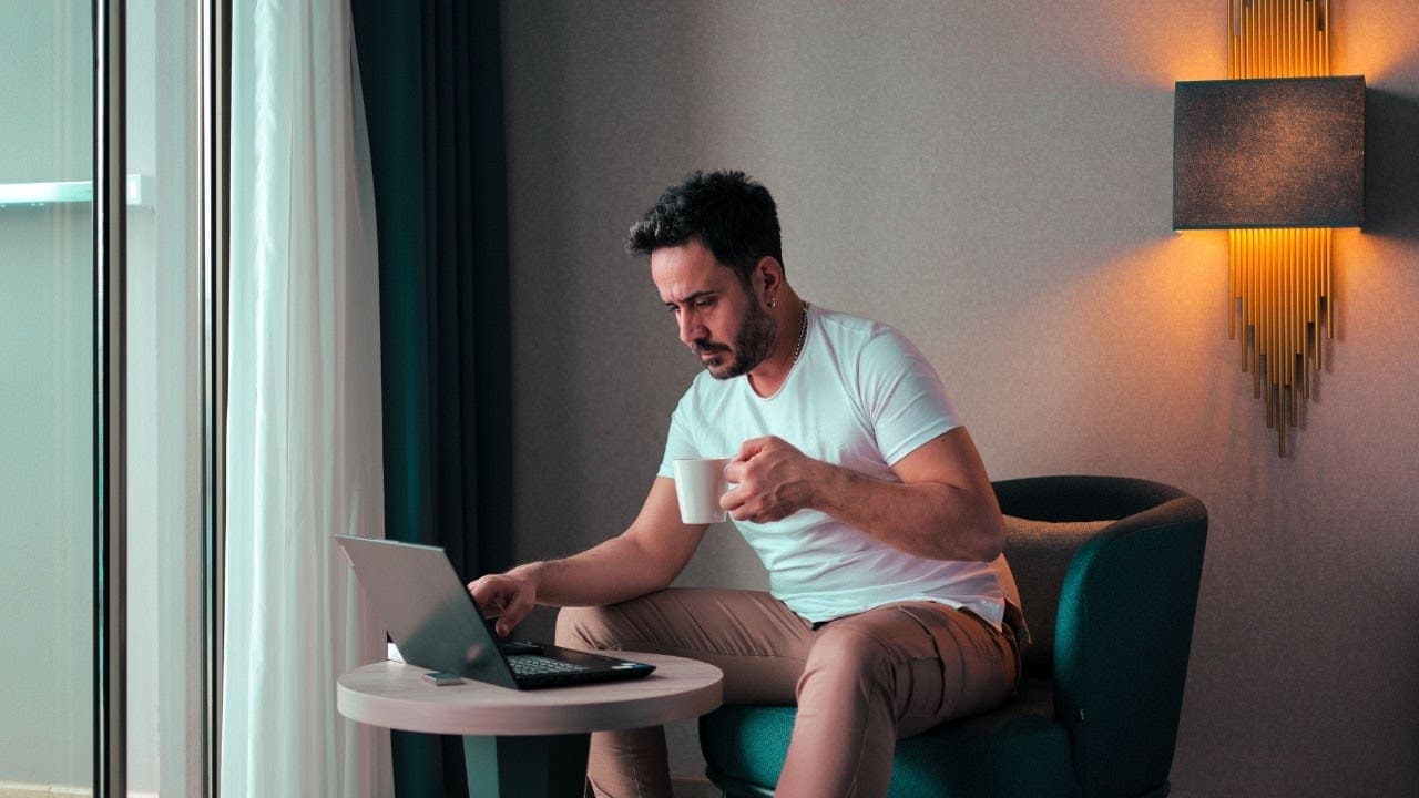 Hotel Wi-Fi phishing targets Microsoft accounts