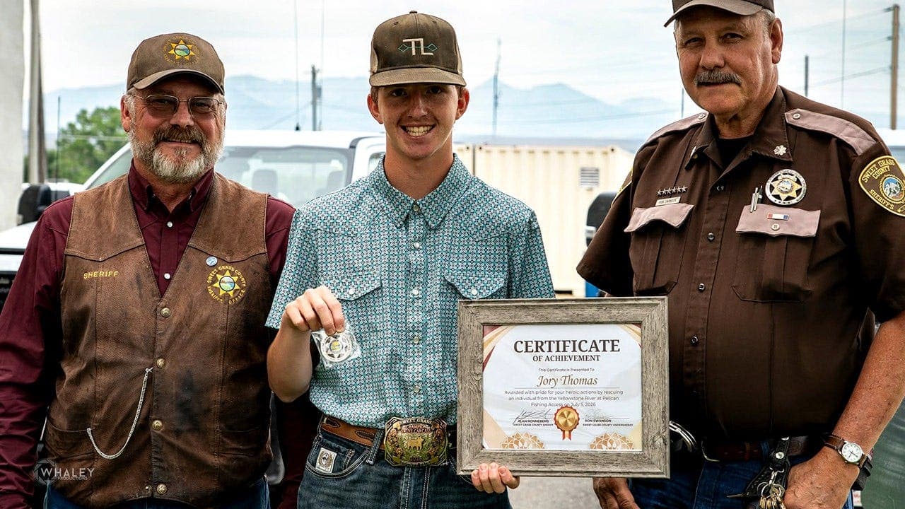 Montana teen rescues man in Yellowstone