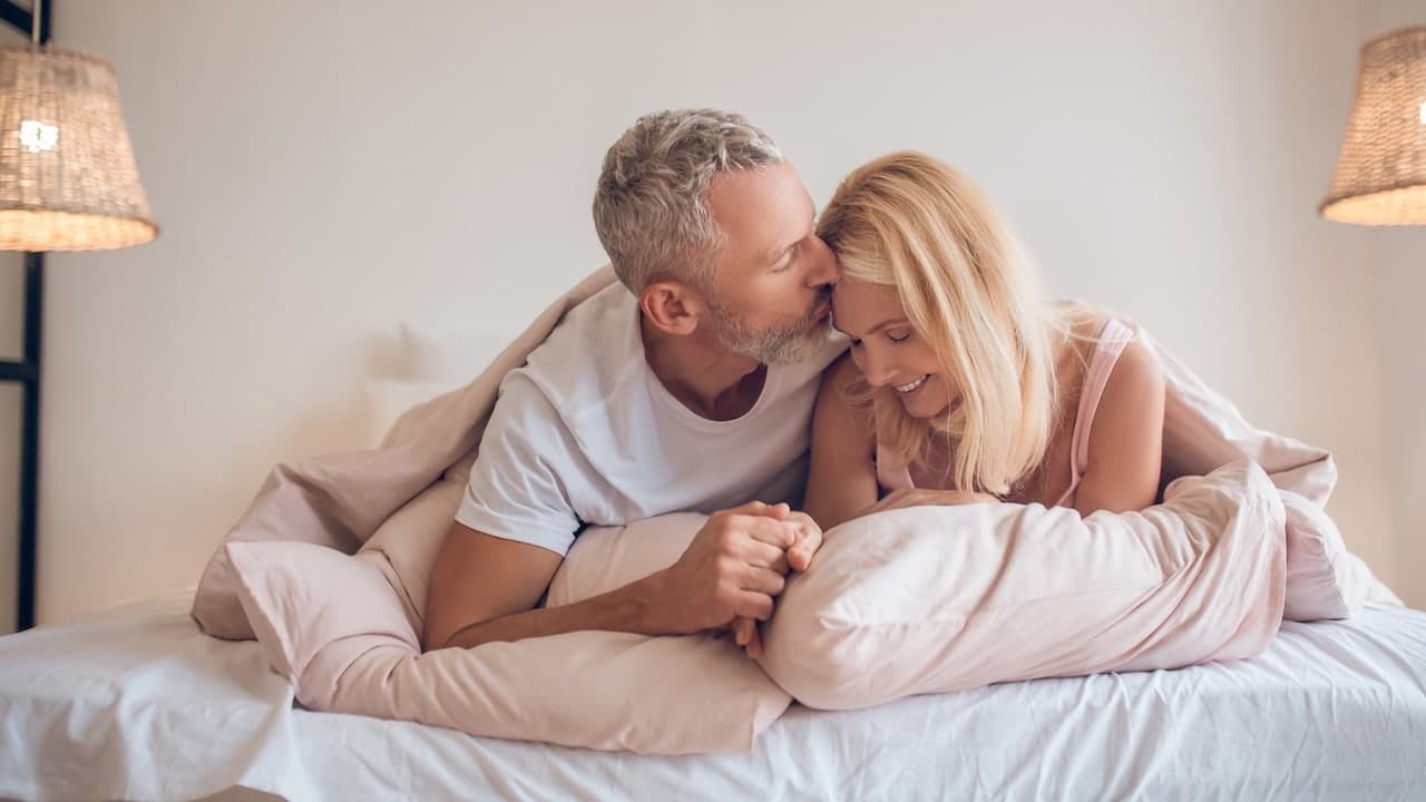 Married couples' intimacy frequency in America