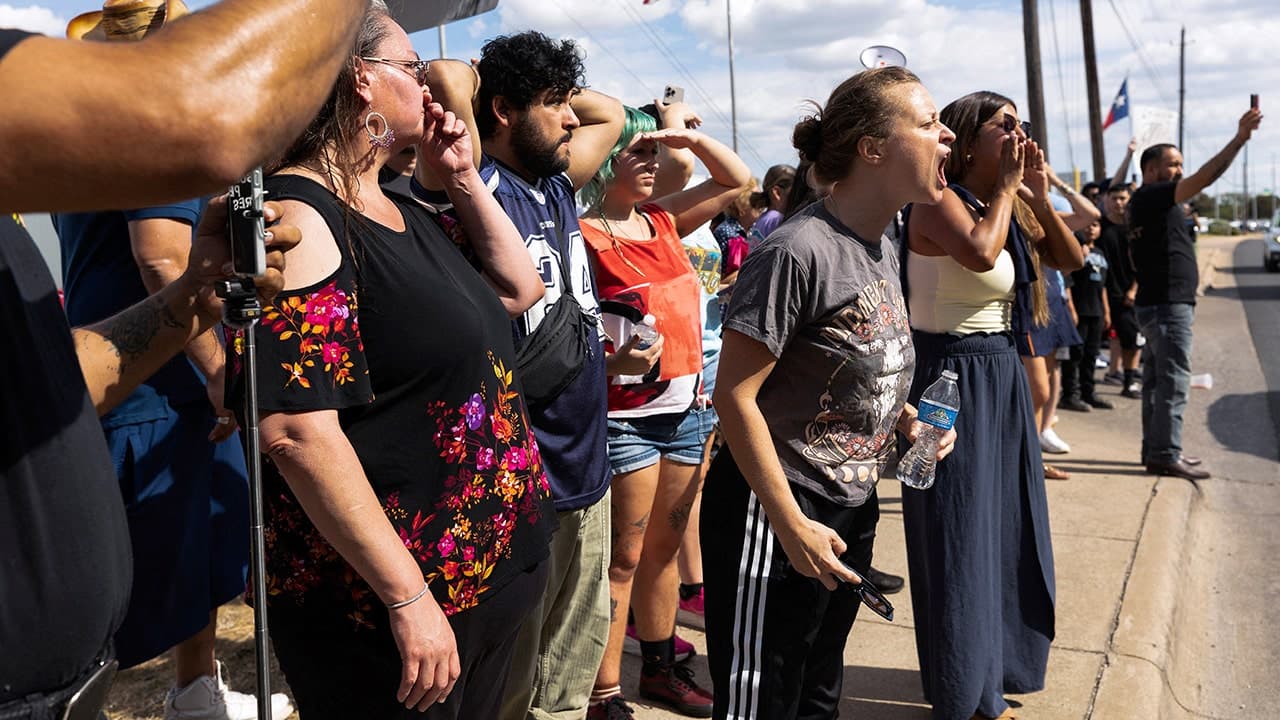 Left groups organize anti-ICE protests in Austin