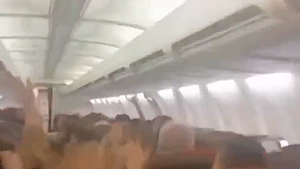 Passengers panic as plane shakes violently