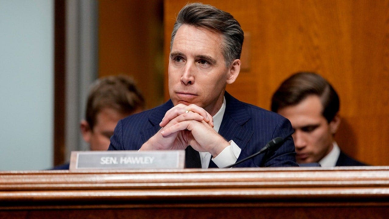 Hawley rules out 2028 presidential run