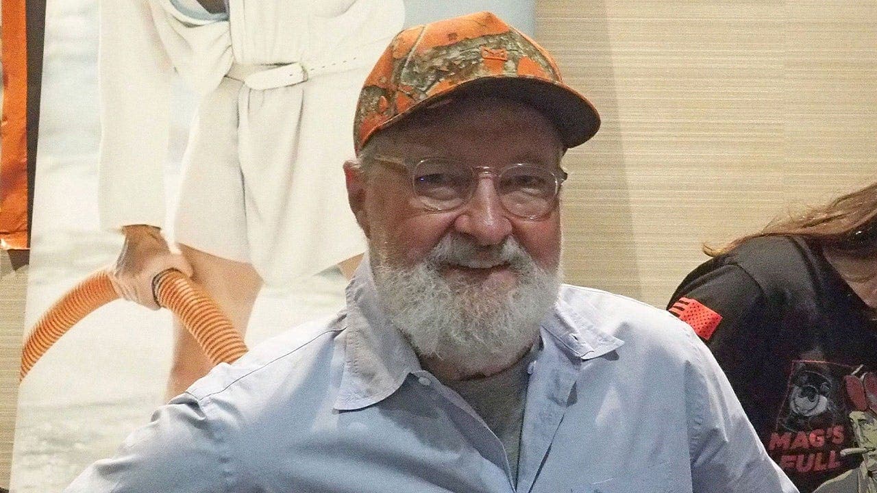 Randy Quaid criticizes Anne Hathaway in Days of Thunder sequel