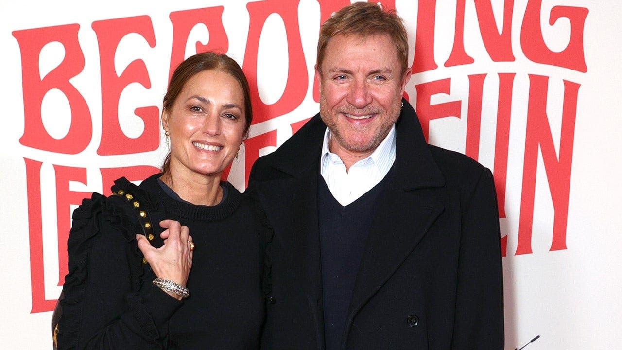 Simon Le Bon and wife enjoy Italian sun