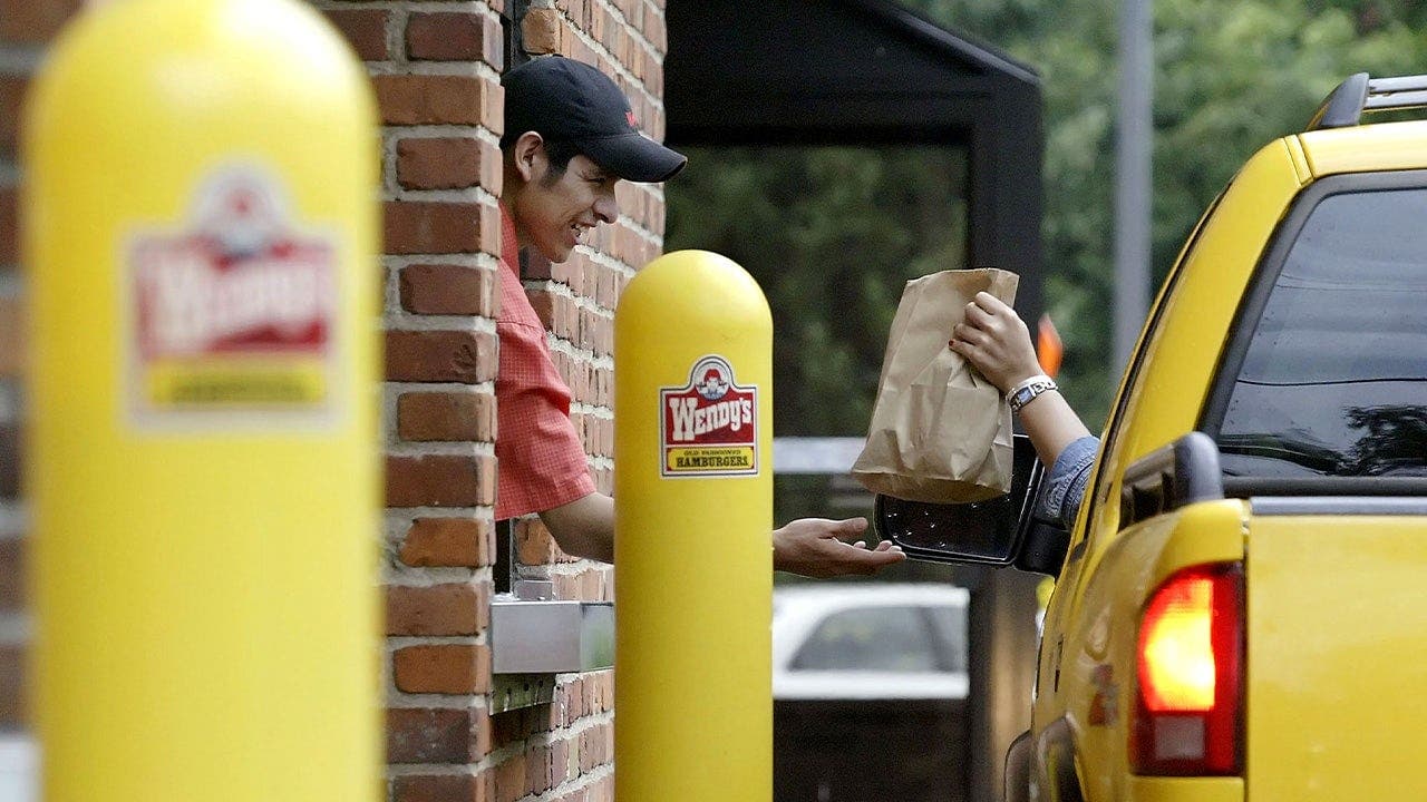 Wendy's returns classic yellow packaging
