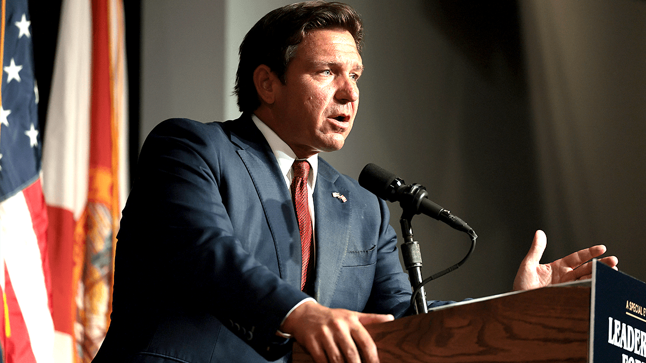 DeSantis Sends Linemen to Restore Florida Power