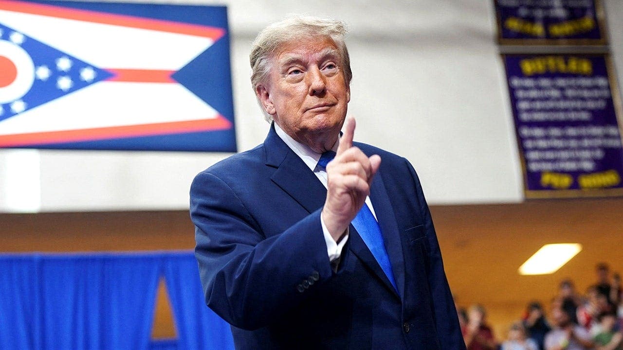 Latino voters favor Democrats again