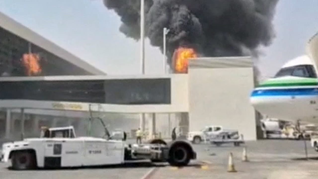Houthis kill 14 at Saudi airport