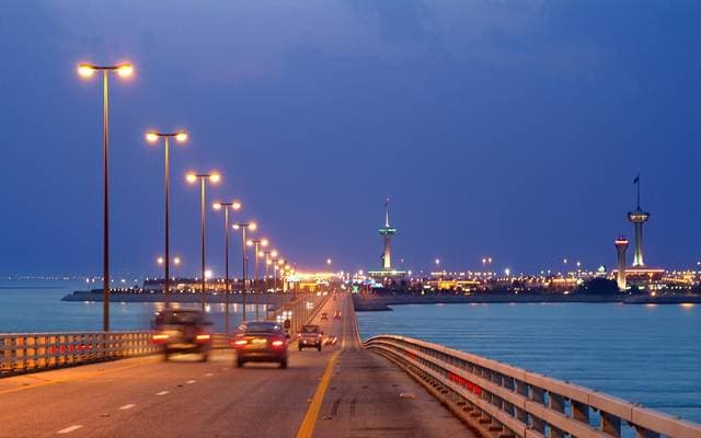 إرشادات للمرور عبر جسر الملك فهد