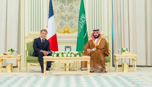 Crown Prince and French President Discuss Cooperation
