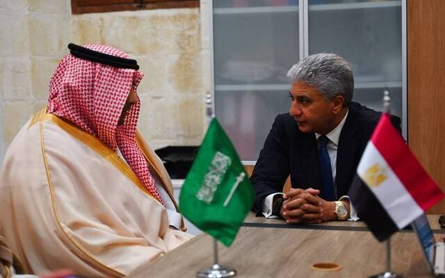 مصر تتفاوض مع السعودية وشركات الضيافة لتعزيز السياحة