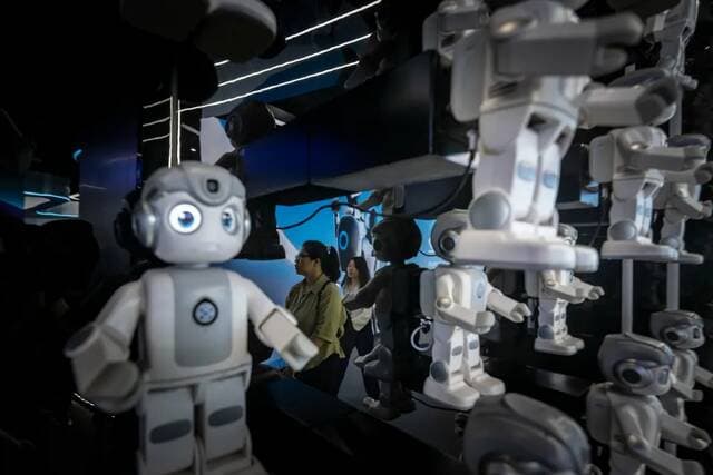 US restricts robots, heightening China tensions
