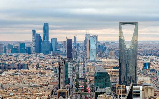 Economic council highlights strong economy and low inflation