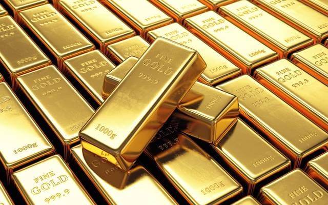 J.P. Morgan cuts gold forecast by 25%