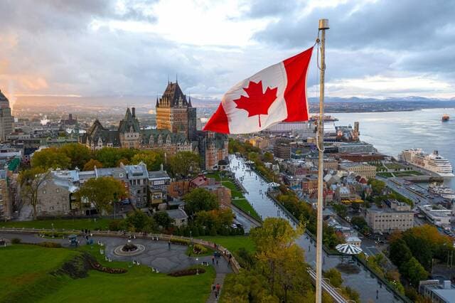 Canada applies comparable tariffs on U S goods
