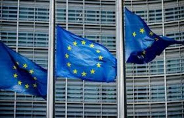 Eurozone firms anticipate slower wage and price increases