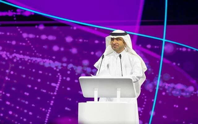 وزير البلديات يوقع عقدا بقيمة 115.9 مليون ريال للنظافة في القريات