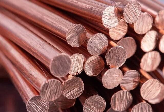 Copper pulls back from record highs